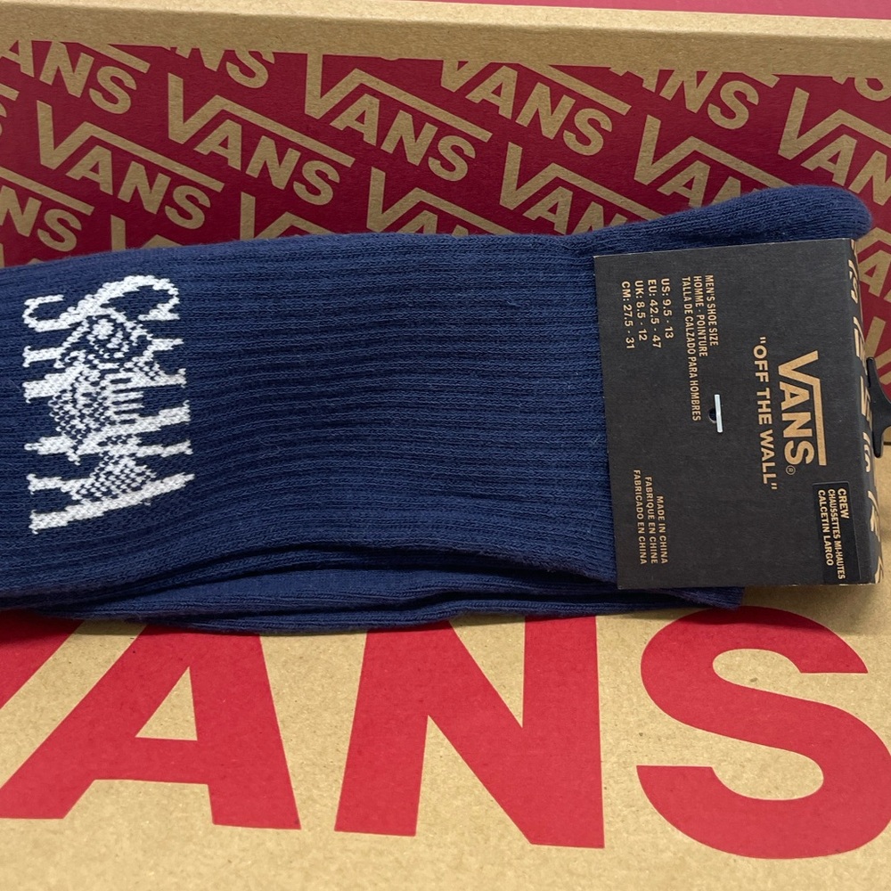 VANS "Off The Wall" socks 
New with the tag authentic Vans socks (1 pair)